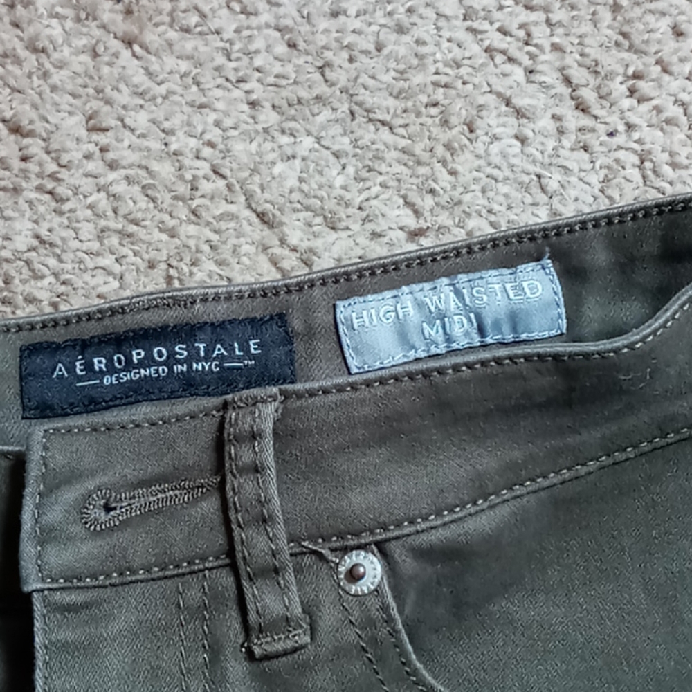 Aeropostale shorts - Picture 2 of 4